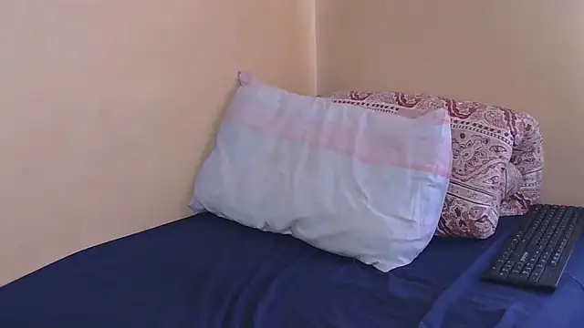 Snapshot of EbonyAlphaBitch chatting on October 2025 10:21:01 AM EbonyAlphaBitch online show from October 2025 10:21:01 AM