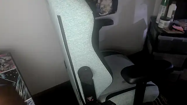 Snapshot of twink69Finger chatting on October 2025 07:42:02 AM twink69Finger online show from October 2025 07:42:02 AM