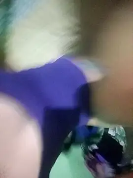 Snapshot of VictoriaLuxe chatting on September 2025 04:03:02 AM VictoriaLuxe online show from September 2025 04:03:02 AM