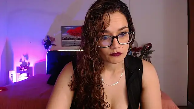 Rose Thompson1 online show from October 2025 01:57:02 PM