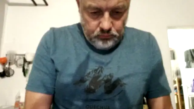 Berg Boy online show from September 2025 08:47:02 PM