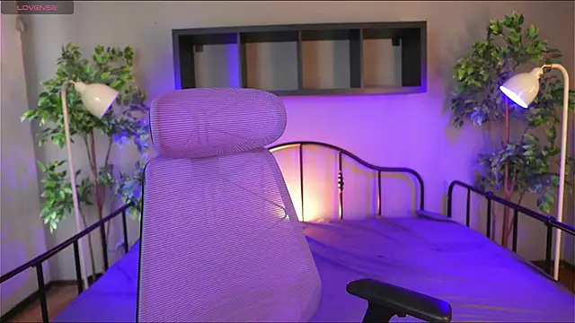 Miyuki wolf online show from September 2025 12:38:02 PM