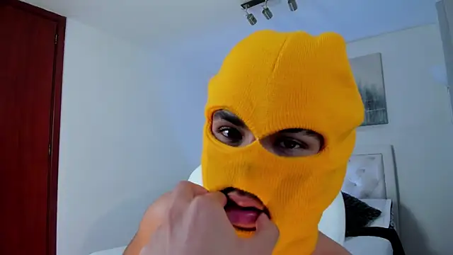 MathewAdams online show from October 2025 07:09:02 PM