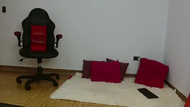 Snapshot of Danilove55 chatting on October 2025 12:30:02 AM Danilove55 online show from October 2025 12:30:02 AM