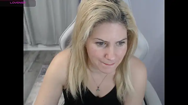 BellaStar84 online show from October 2025 08:31:02 AM