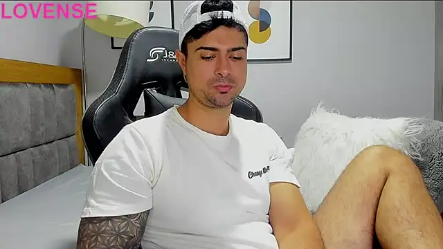 Dante Storm online show from October 2025 05:41:01 AM