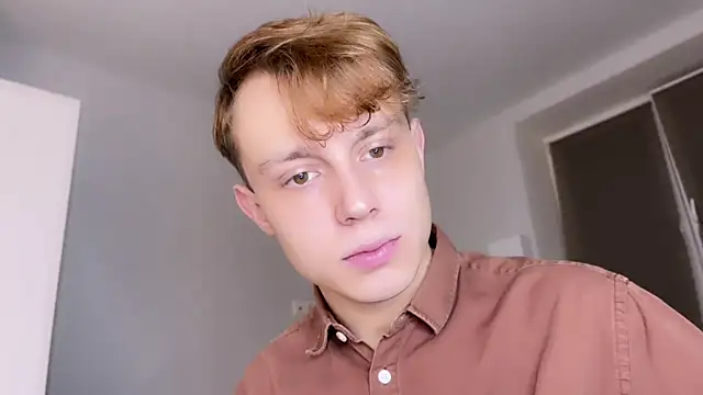 Snapshot of SlavaIsHere chatting on March 2025 06:56:01 PM SlavaIsHere online show from March 2025 06:56:01 PM