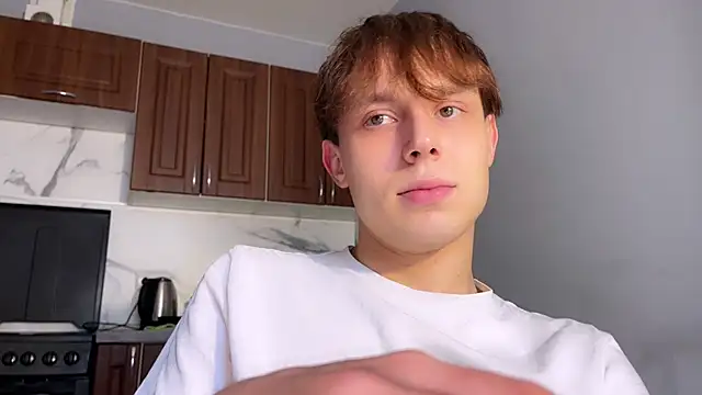 Snapshot of SlavaIsHere chatting on November 2025 07:41:02 AM SlavaIsHere online show from November 2025 07:41:02 AM