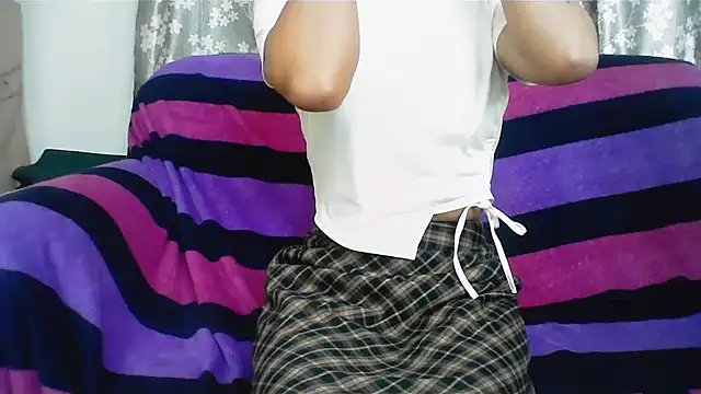 Snapshot of LAYLA_600 chatting on November 2025 09:52:02 AM LAYLA 600 online show from November 2025 09:52:02 AM