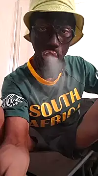 Snapshot of Shaka2428 chatting on March 2025 02:12:01 PM Shaka2428 online show from March 2025 02:12:01 PM