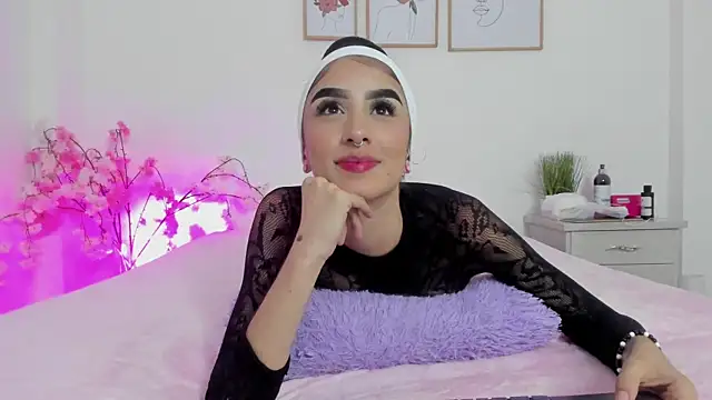 Snapshot of alana_111 chatting on October 2025 03:03:02 AM alana 111 online show from October 2025 03:03:02 AM