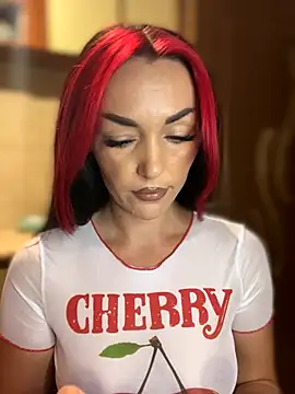 Snapshot of MeganFoxiy chatting on October 2025 04:45:02 AM MeganFoxiy online show from October 2025 04:45:02 AM