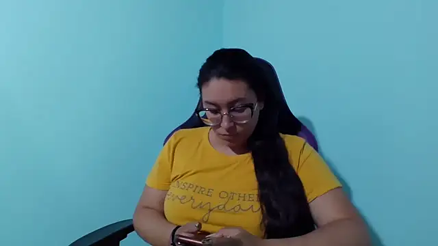 cloe starr online show from October 2025 04:18:01 PM