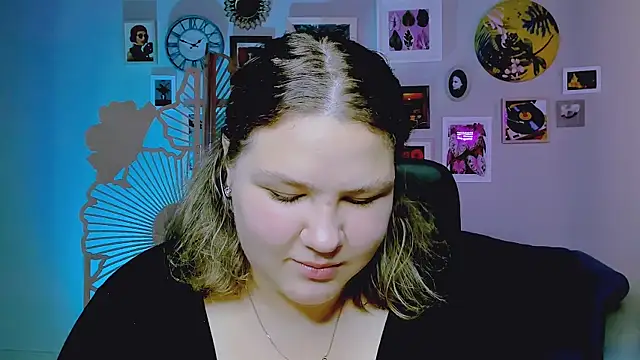 FlorenceAnderson online show from October 2025 09:40:02 AM