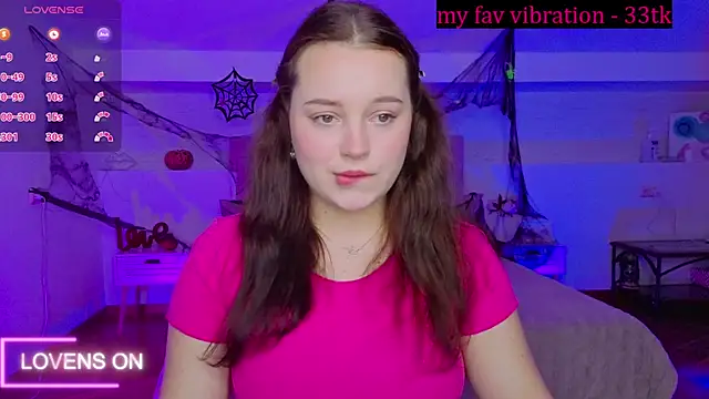 Snapshot of Cute_kitty- chatting on October 2025 06:52:02 AM Cute kitty- online show from October 2025 06:52:02 AM