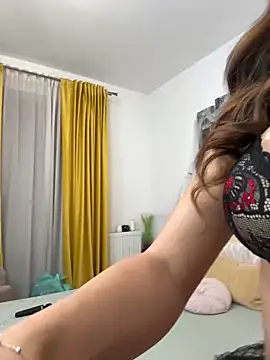 Snapshot of CelineReys chatting on October 2025 05:36:02 PM CelineReys online show from October 2025 05:36:02 PM