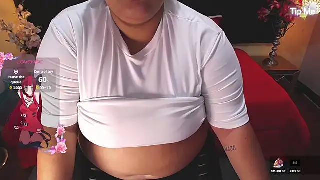 Snapshot of ailyn_maury chatting on October 2025 01:24:02 AM ailyn maury online show from October 2025 01:24:02 AM