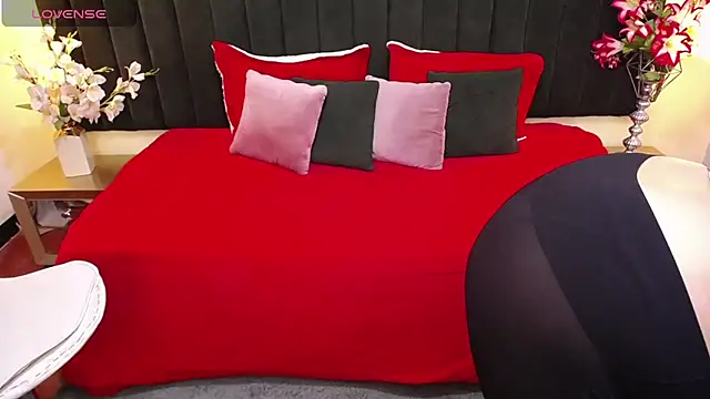 Snapshot of ailyn_maury chatting on October 2025 01:14:02 AM ailyn maury online show from October 2025 01:14:02 AM