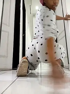 Snapshot of Hotytoty26 chatting on November 2025 05:30:02 AM Hotytoty26 online show from November 2025 05:30:02 AM