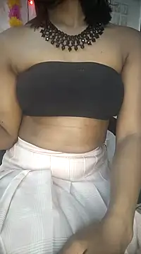 Snapshot of DeboSiya18 chatting on March 2025 11:43:02 PM DeboSiya18 online show from March 2025 11:43:02 PM