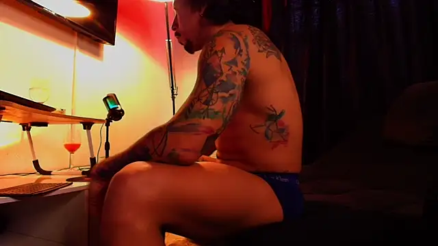 josemeirelesfox online show from September 2025 06:11:02 PM