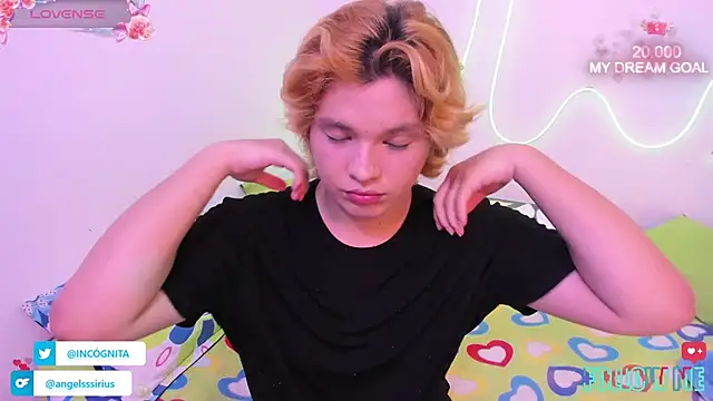 Snapshot of adam_angelssss chatting on September 2025 12:44:02 AM adam angelssss online show from September 2025 12:44:02 AM