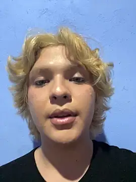 Snapshot of adam_angelssss chatting on October 2025 01:46:01 AM adam angelssss online show from October 2025 01:46:01 AM