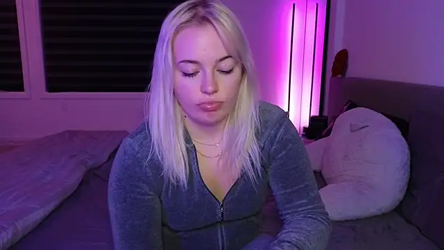 margot robbie7 online show from October 2025 11:17:02 PM