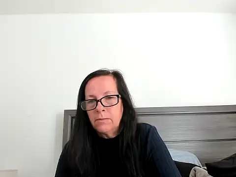 peachgoddess online show from October 2025 03:30:01 PM