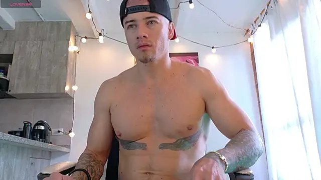 Snapshot of Ryannblue07 chatting on October 2025 08:18:02 PM Ryannblue07 online show from October 2025 08:18:02 PM