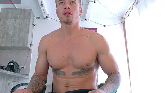 Snapshot of Ryannblue07 chatting on October 2025 08:30:02 PM Ryannblue07 online show from October 2025 08:30:02 PM