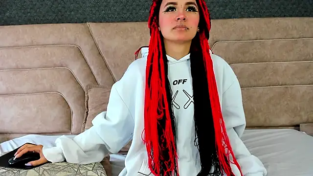 alice foxred online show from March 2025 11:55:01 AM