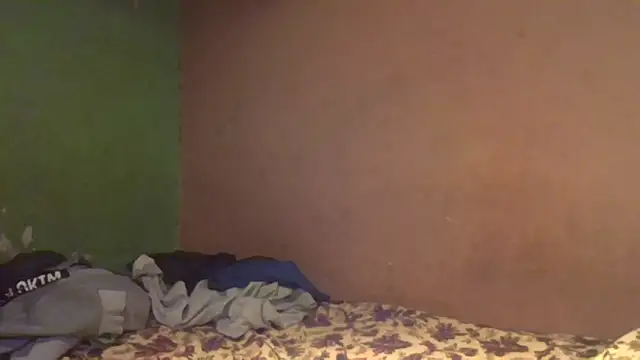 JoaoPinto0 online show from October 2025 07:58:02 PM