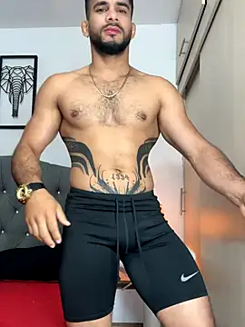 Maximiliano ford online show from November 2025 10:27:01 AM