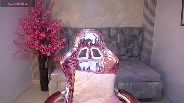 Snapshot of zhara_rose_s chatting on September 2025 03:08:02 AM zhara rose s online show from September 2025 03:08:02 AM