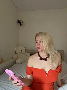 Nikusia online show from November 2025 10:15:01 AM