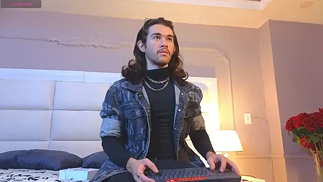 FreyrVik online show from October 2025 04:25:02 PM