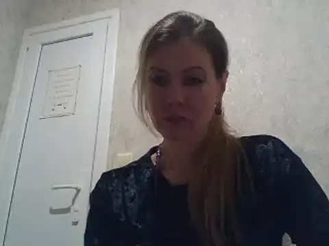 Eva Neon online show from March 2025 04:32:01 PM