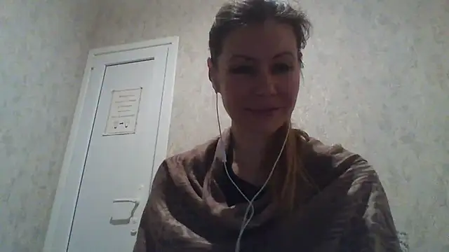 Eva Neon online show from March 2025 09:49:01 PM