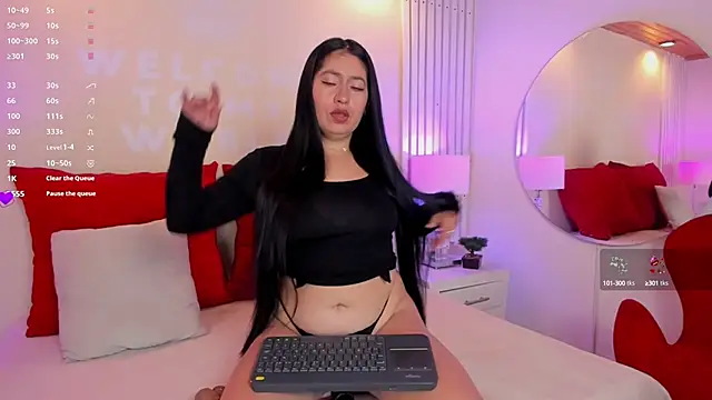 AliceCorner online show from September 2025 12:05:01 PM