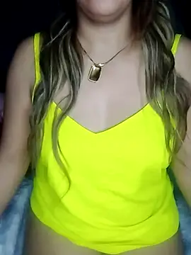 Snapshot of Maya-Moon chatting on November 2025 09:07:02 AM Maya-Moon online show from November 2025 09:07:02 AM