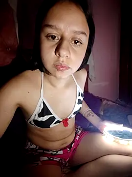 Snapshot of Sukychan_ chatting on October 2025 08:23:02 AM Sukychan online show from October 2025 08:23:02 AM