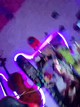 Snapshot of Sukychan_ chatting on November 2025 07:13:02 PM Sukychan online show from November 2025 07:13:02 PM