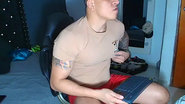 Snapshot of ethan_dalton_ chatting on September 2025 03:17:01 AM ethan dalton online show from September 2025 03:17:01 AM