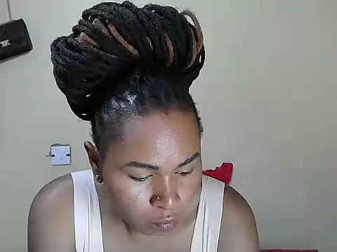 Snapshot of Creamy-Aisha chatting on November 2025 09:30:02 AM Creamy-Aisha online show from November 2025 09:30:02 AM