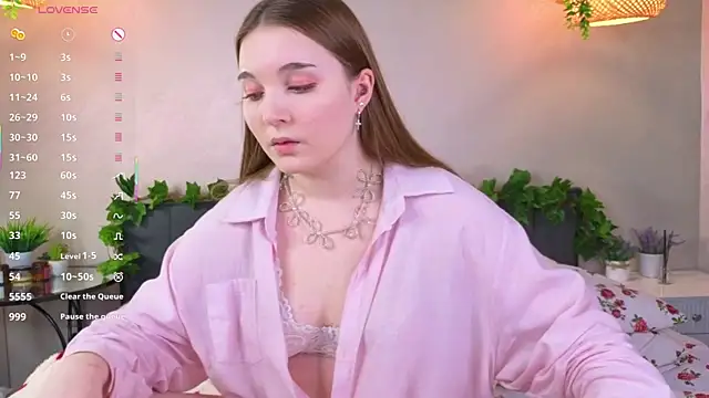 Snapshot of ConstanceHelms chatting on November 2025 06:14:02 AM ConstanceHelms online show from November 2025 06:14:02 AM