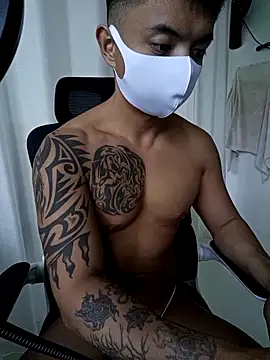 woldlfyboy online show from March 2025 02:18:02 AM