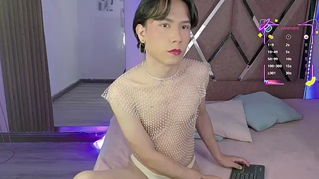 Ash Femboy online show from September 2025 09:37:01 PM