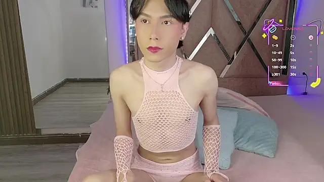 Ash Femboy online show from October 2025 09:22:01 PM