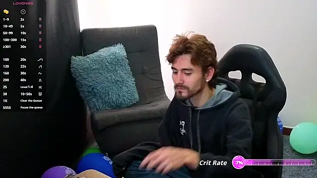 Snapshot of Aaron_malikk chatting on September 2025 11:25:01 AM Aaron malikk online show from September 2025 11:25:01 AM